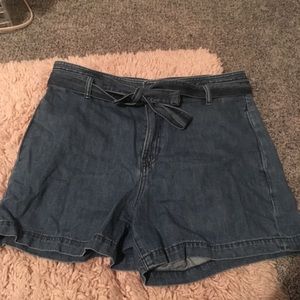 Gap high waited shorts. Worn once.